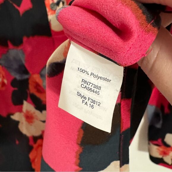 J. Crew Floral popover henley blouse, raspberry floral pattern, size XXS - Picture 5 of 7